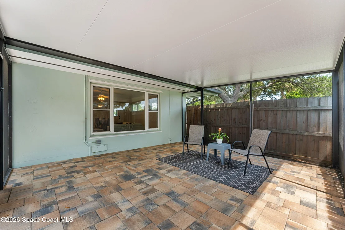 Photo of 545 Seabreeze Drive