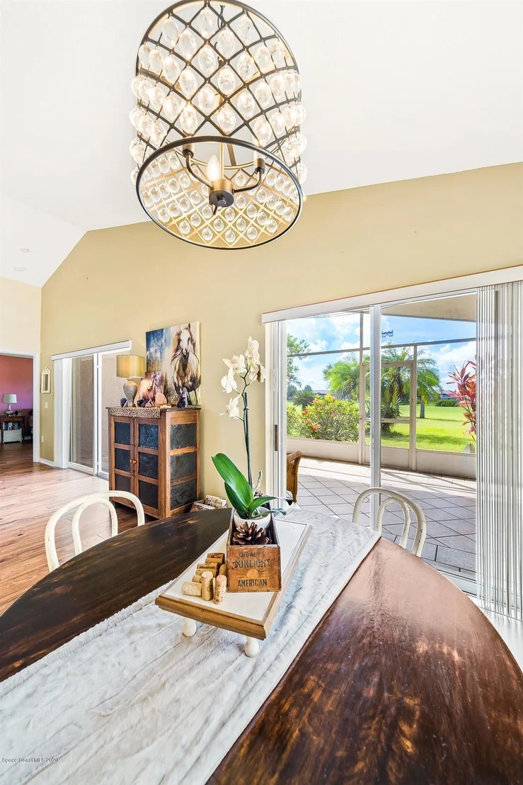 Photo of 2484 Addington Circle