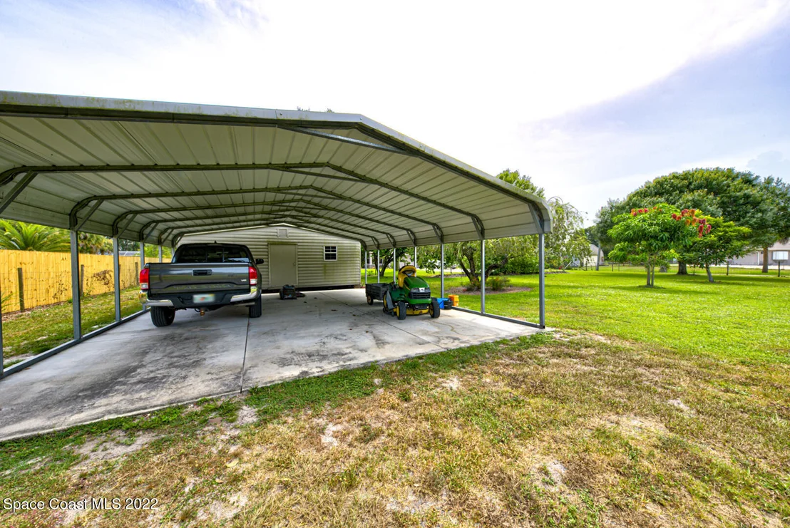 Photo of 3945 Post Road