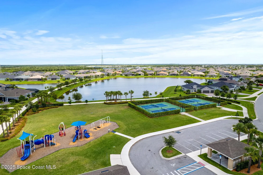 Photo of 3194 Blazing Star Drive