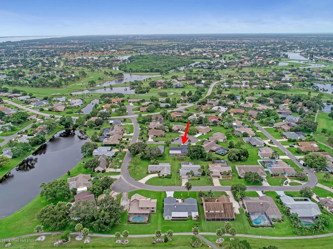 Photo of 1004 Cedarbrook Court