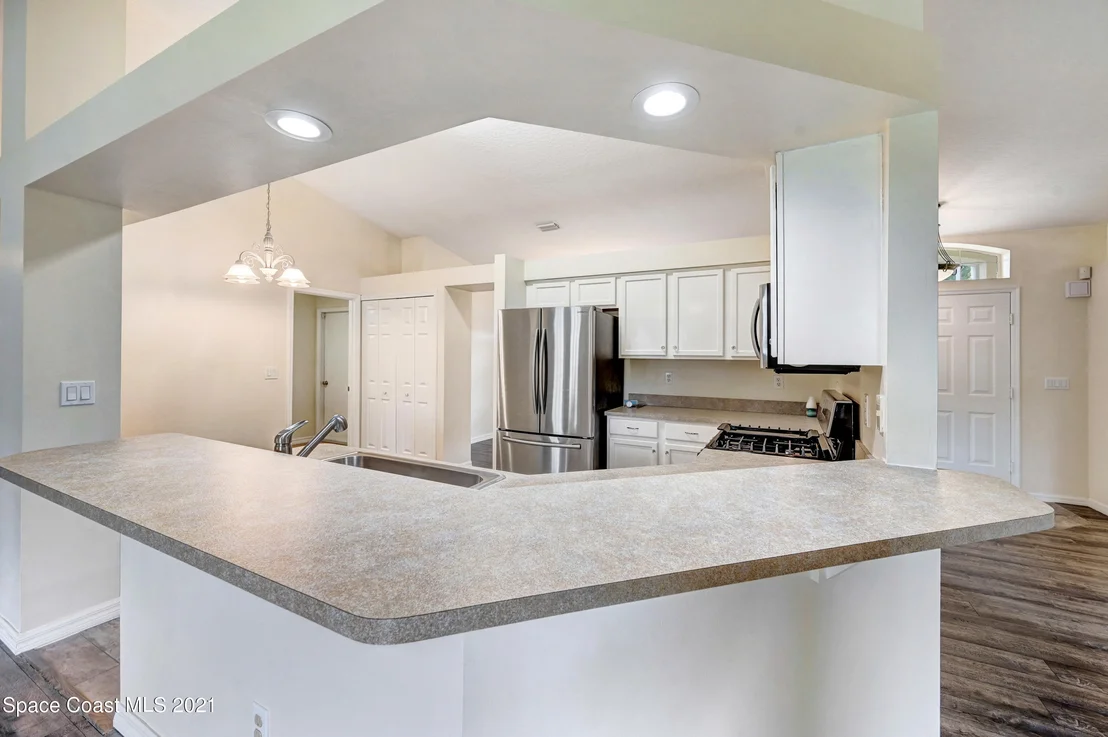 Photo of 5069 Alamanda Drive