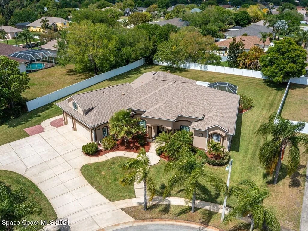 Photo of 1300 Palace Drive