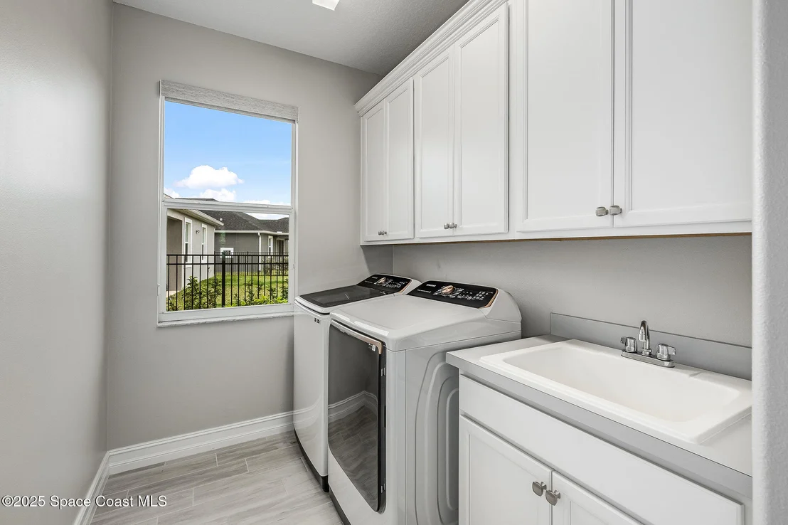 Photo of 3327 Addison Drive