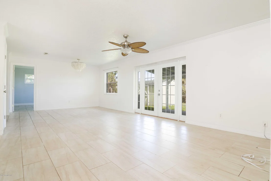 Photo of 1332 Estridge Drive