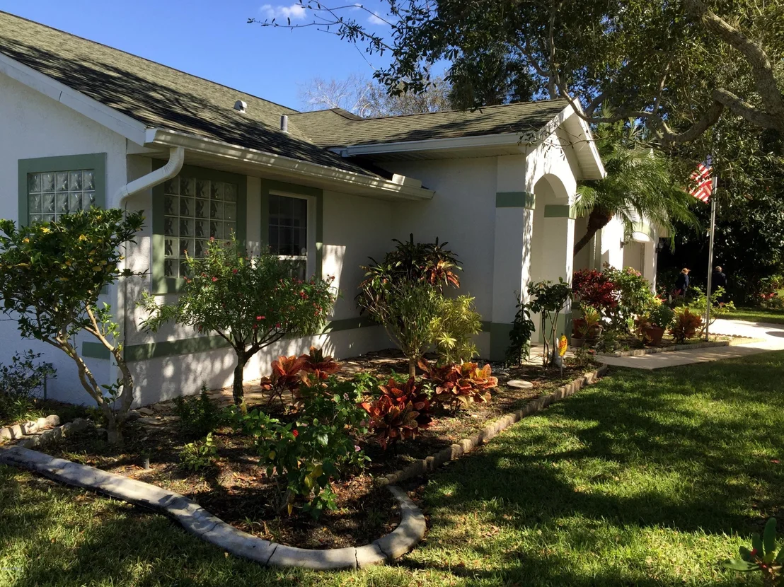Photo of 1251 NE Meadowbrook Road