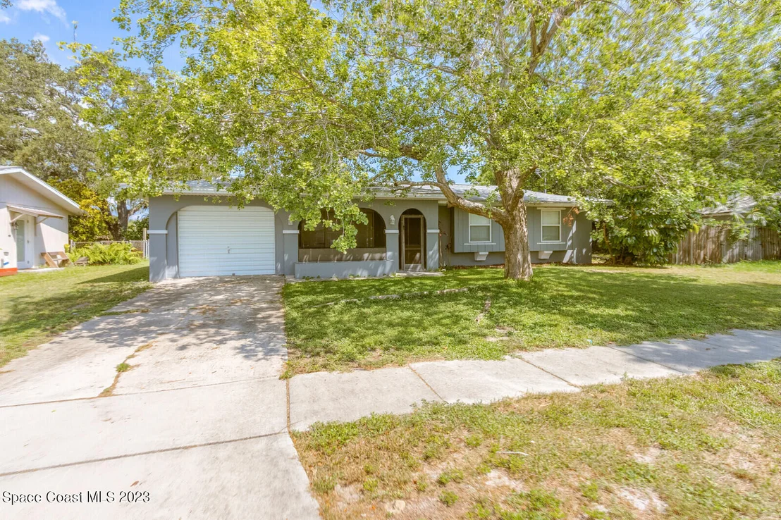 Photo of 3290 Dade Circle NE