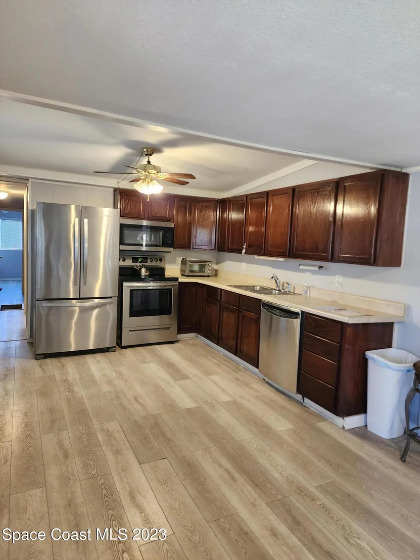 Photo of 388 Mac Arthur Circle