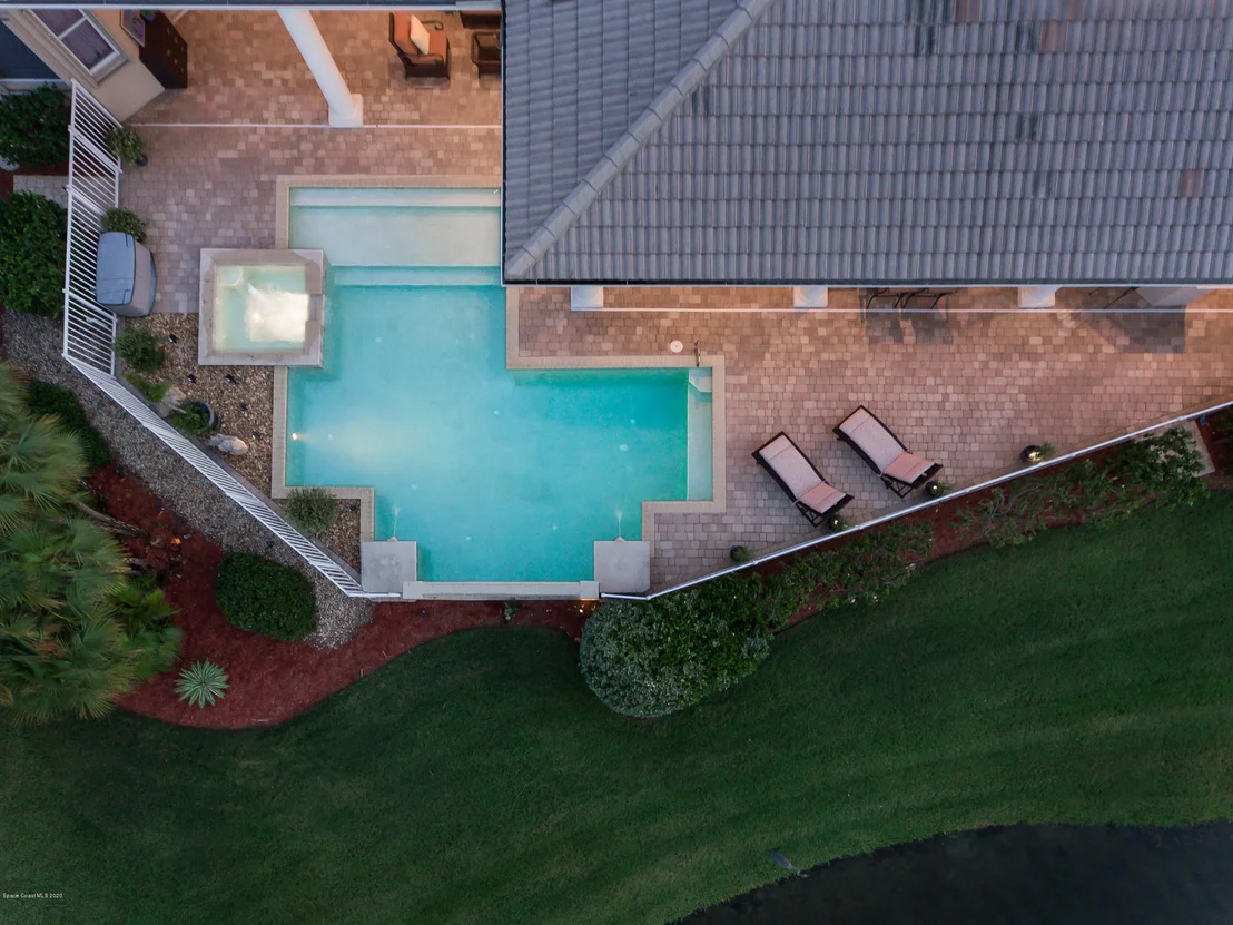 Photo of 422 Flanders Drive
