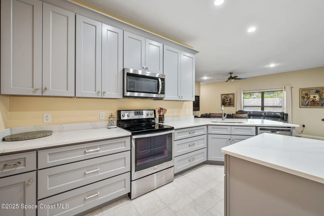 Photo of 312 Barrymore Drive