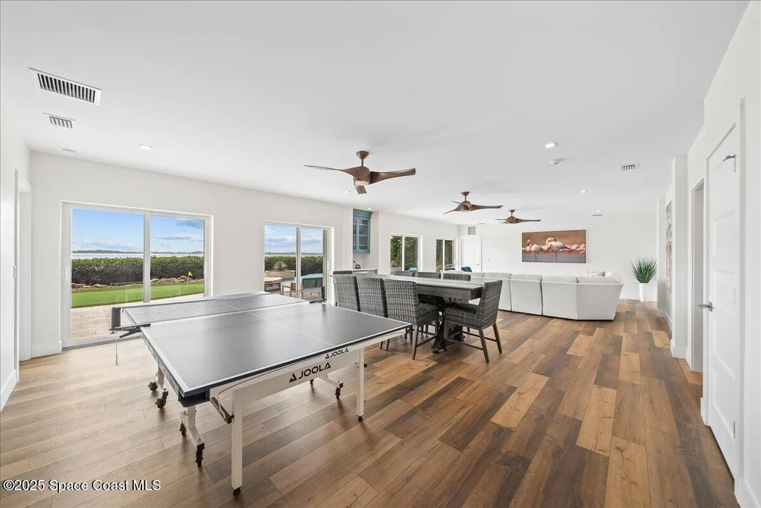 Photo of 182 Bayshore Drive