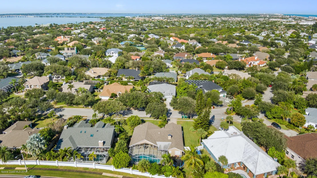 Photo of 393 Peregrine Drive