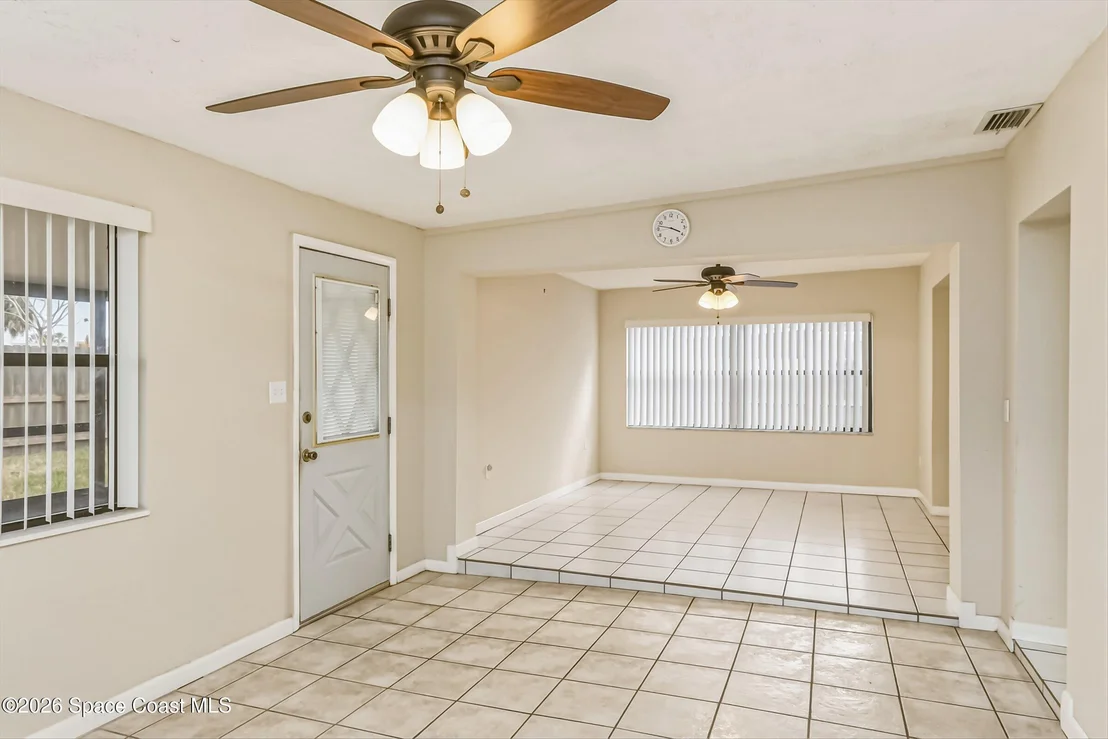 Photo of 545 Westminster Avenue