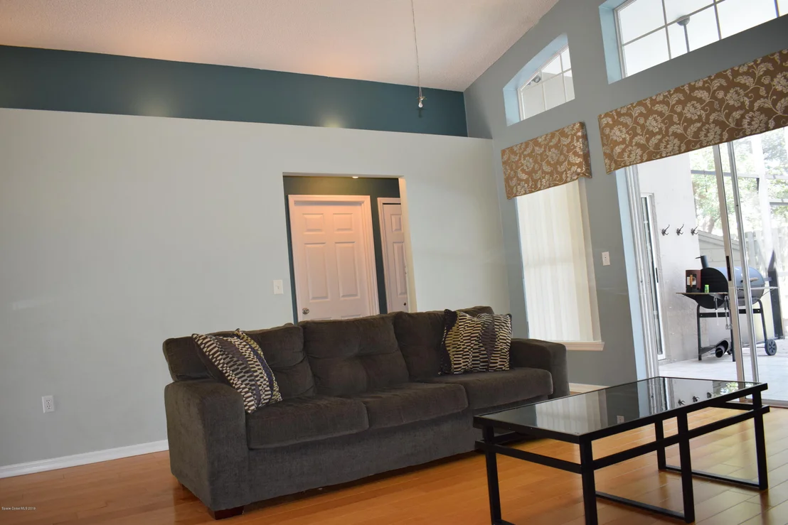 Photo of 8512 Ivanhoe Drive