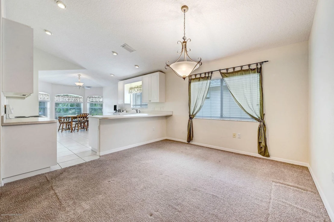 Photo of 850 Indian Oaks Drive