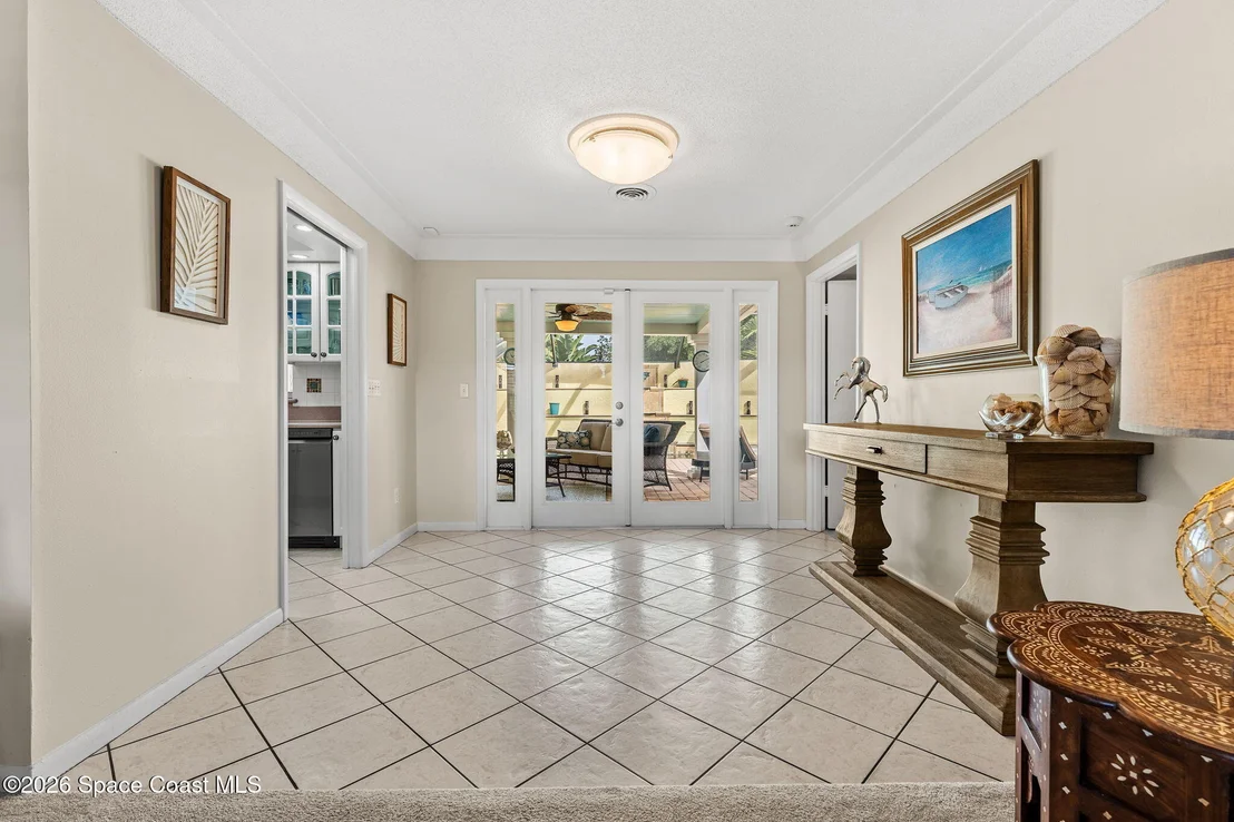 Photo of 704 Malibu Lane
