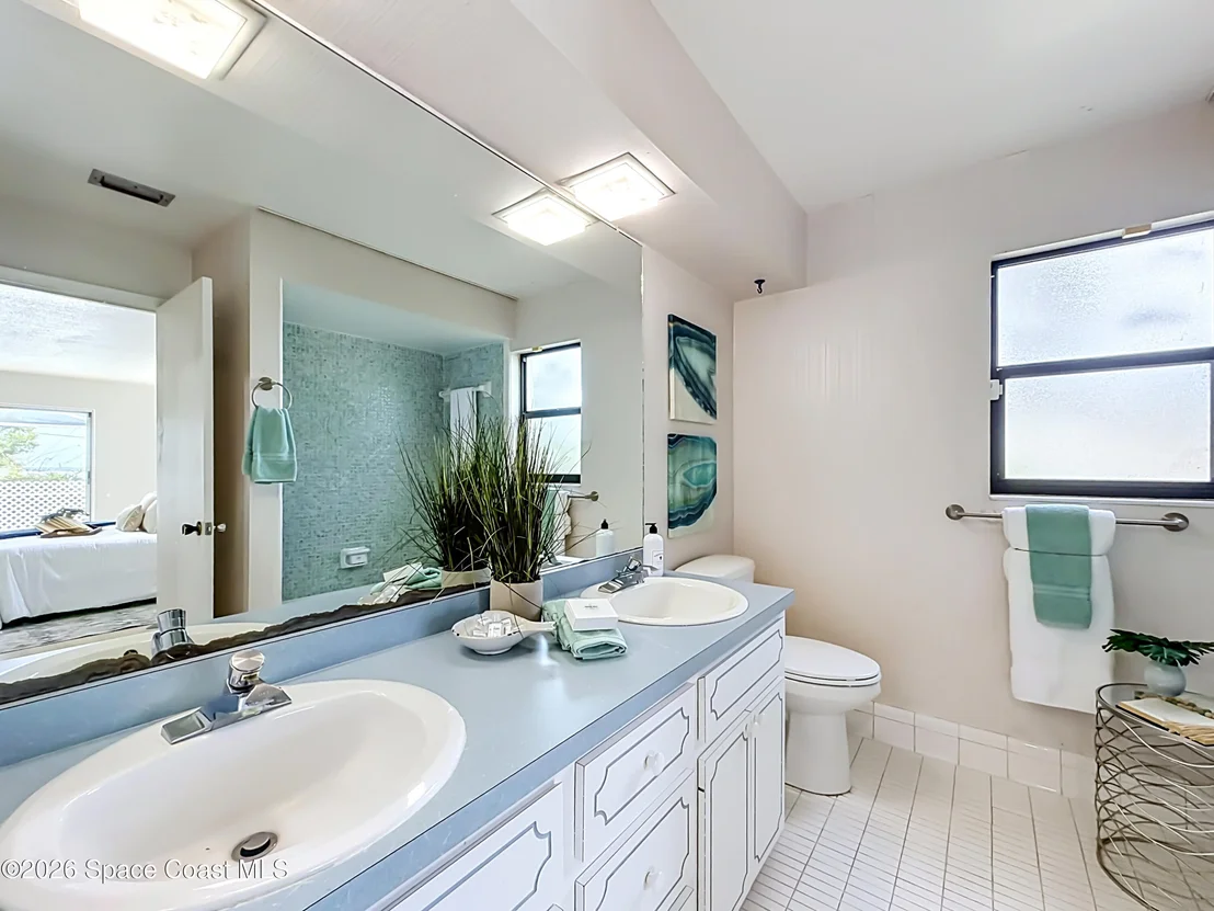 Photo of 3230 Buckingham Lane