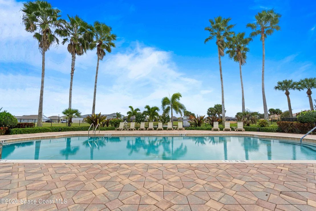Photo of 3405 Hyperion Way SE