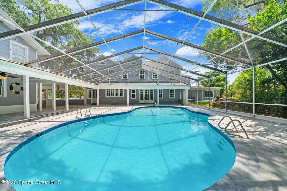 Photo of 875 N Indian River Drive