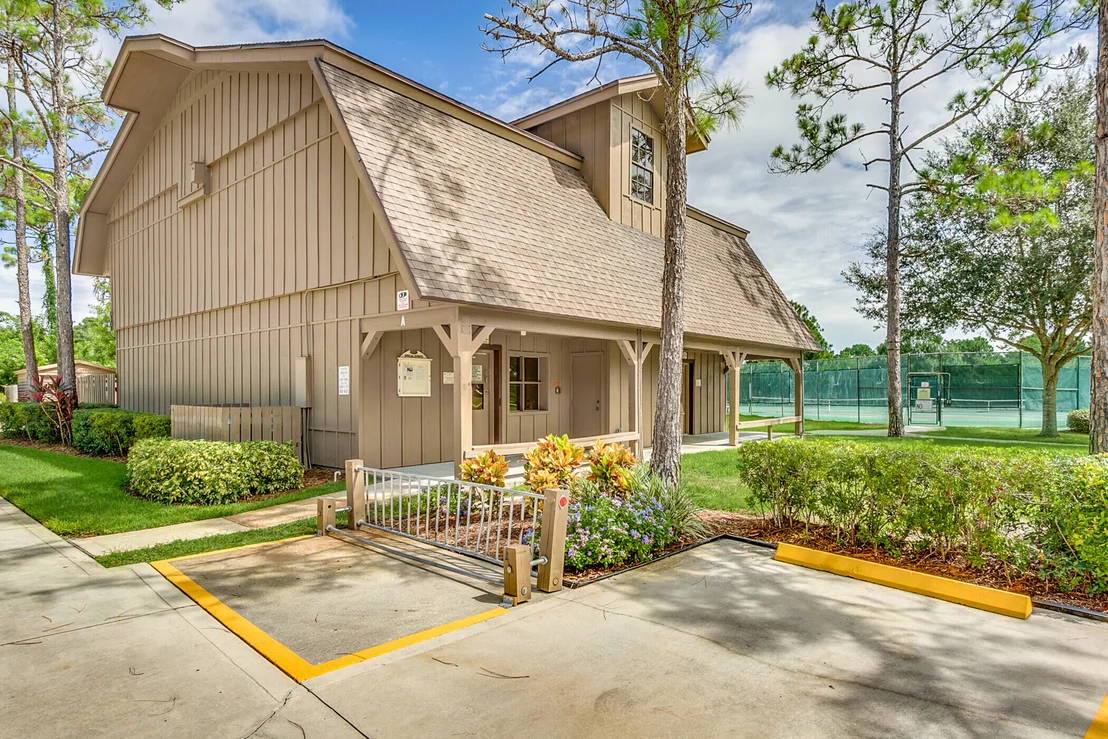 Photo of 4381 Ligustrum Drive