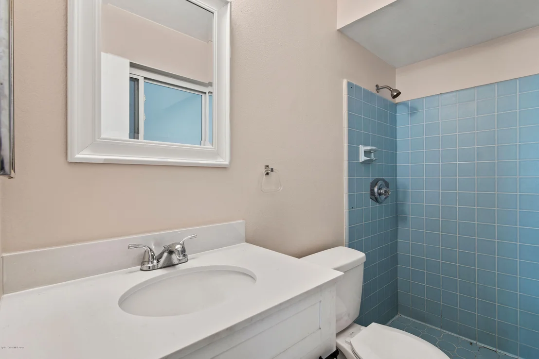 Photo of 847 Angle Street NE