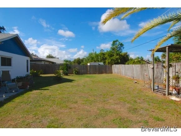 Photo of 2461 NE Fallon