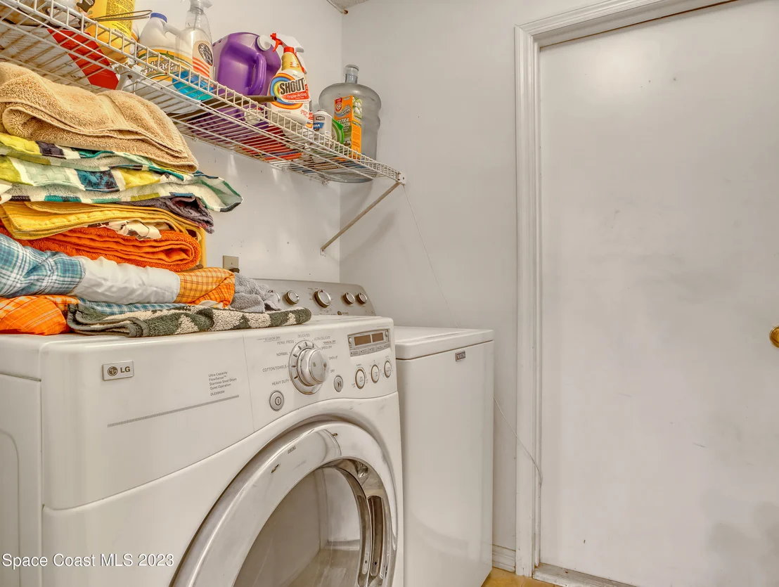 Photo of 958 Lyons Circle NW