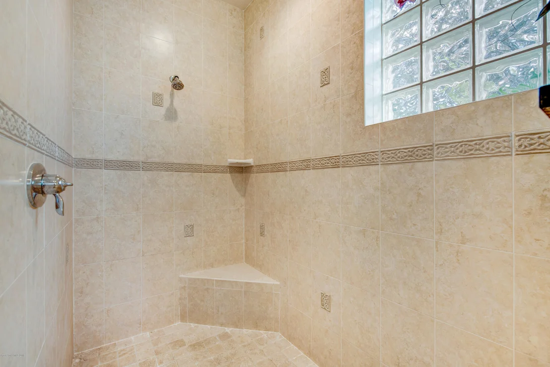 Photo of 2045 Botanica Circle