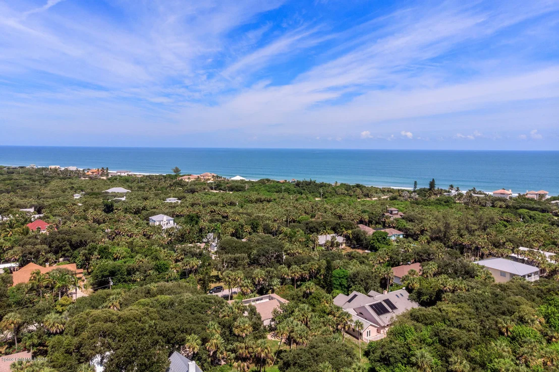 Photo of 113 Seagrape Road