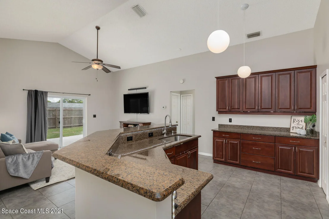 Photo of 1011 Sabal Grove Drive
