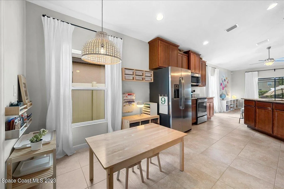 Photo of 930 Dillard Drive SE