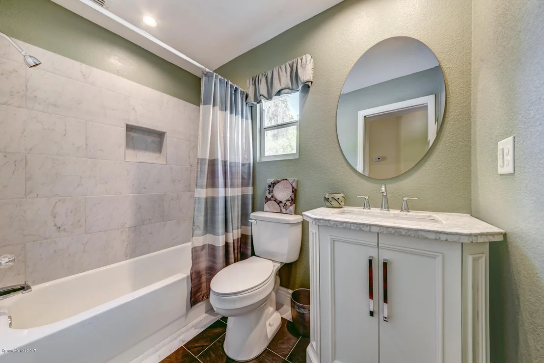 Photo of 1005 Daytona Drive NE