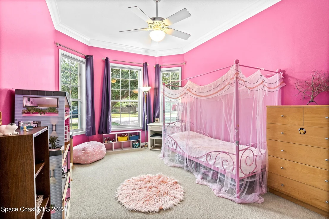 Photo of 356 Southampton Drive