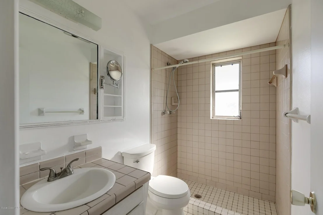Photo of 1004 Woodsmere Circle