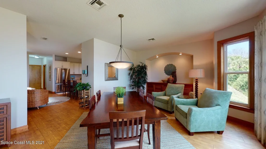 Photo of 400 Bay Point Drive