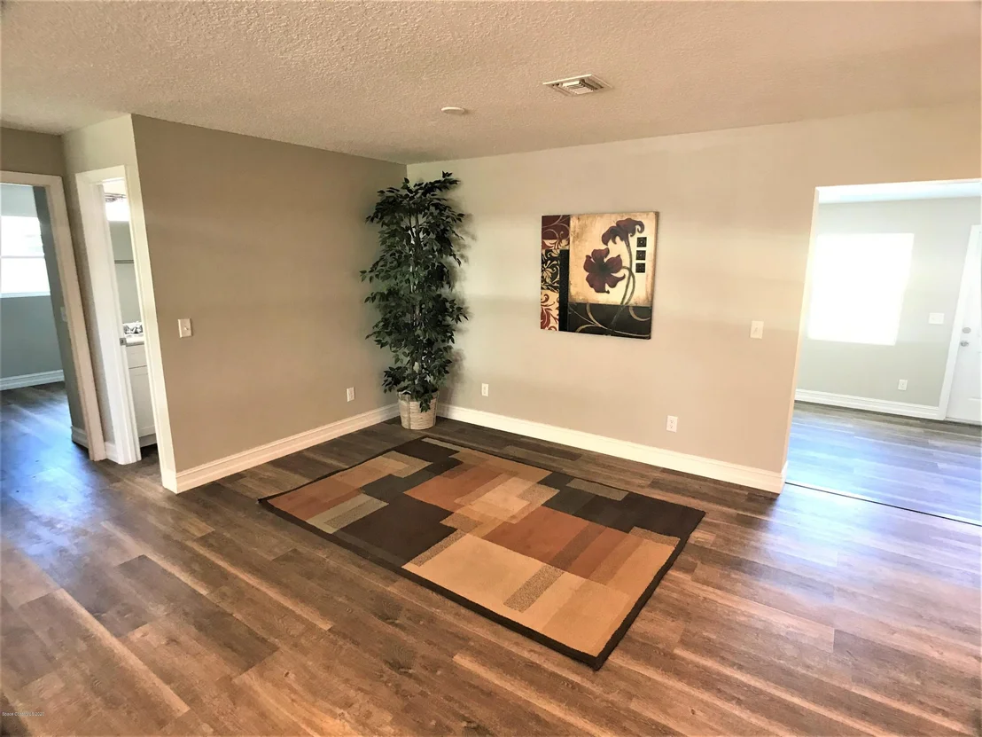Photo of 1510 Albert Drive