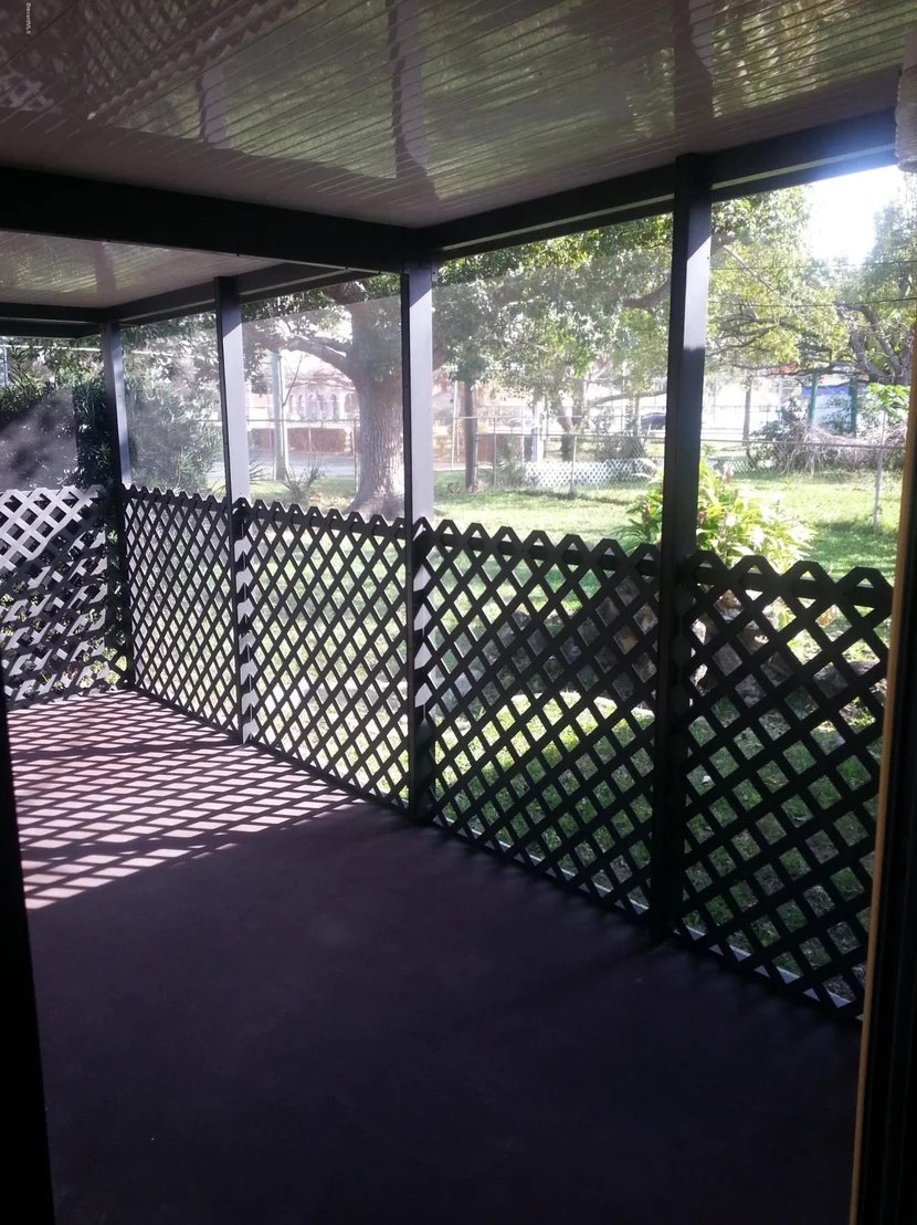 Photo of 1442 Floyd Drive