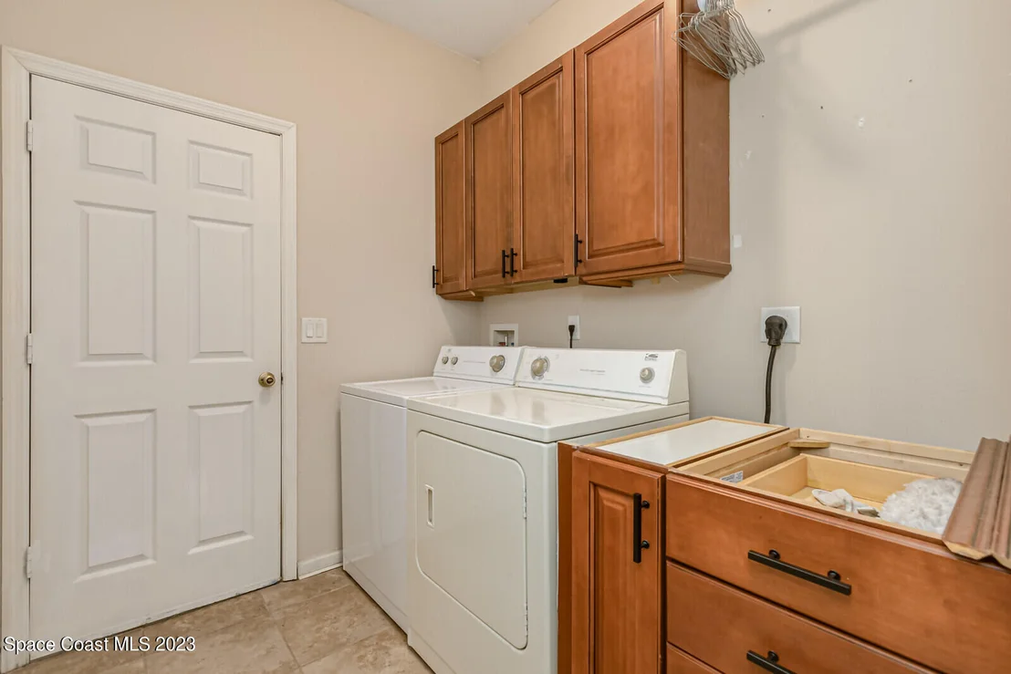Photo of 2848 Basil Avenue
