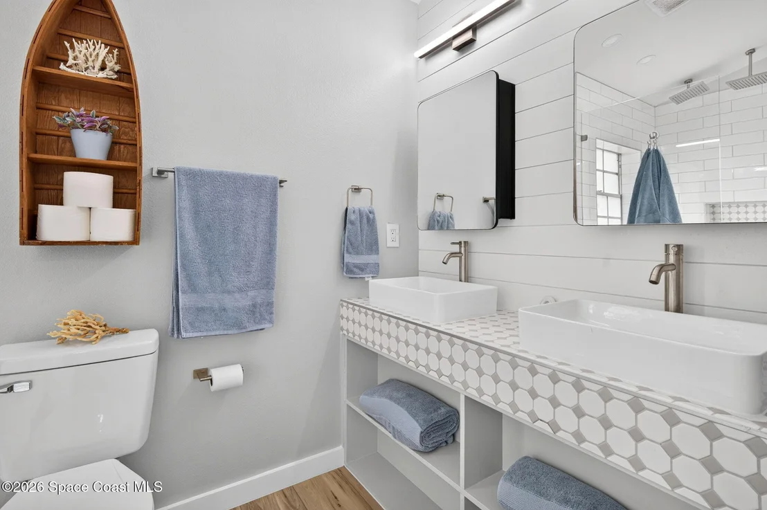 Photo of 301 Par Avenue