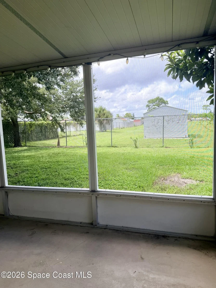 Photo of 550 Comanche Avenue
