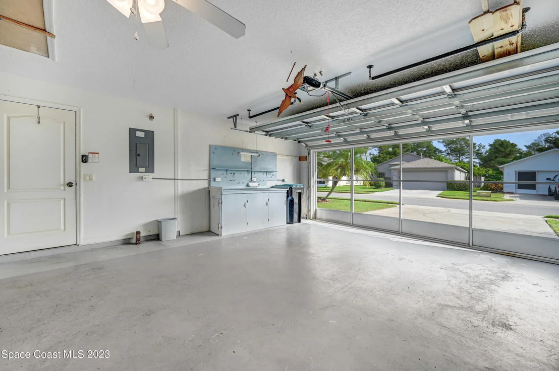 Photo of 974 Pine Creek Circle NE