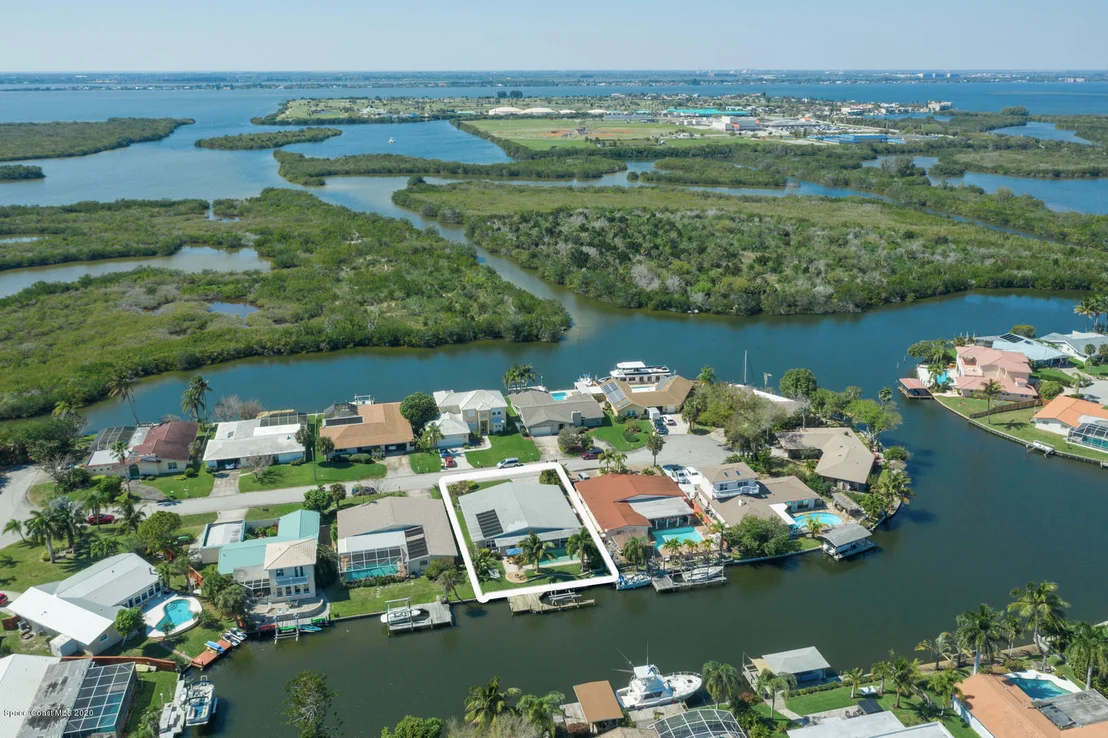 Photo of 12 Sloop Drive