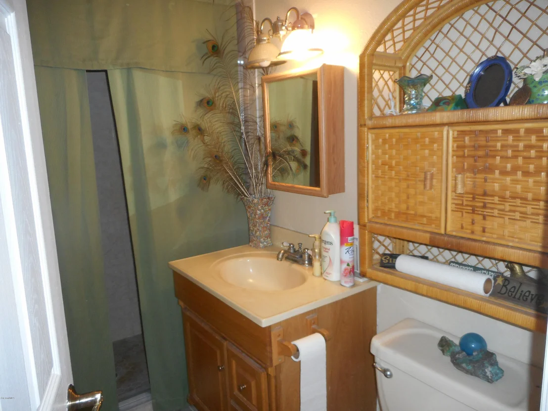 Photo of 555 Hall Road