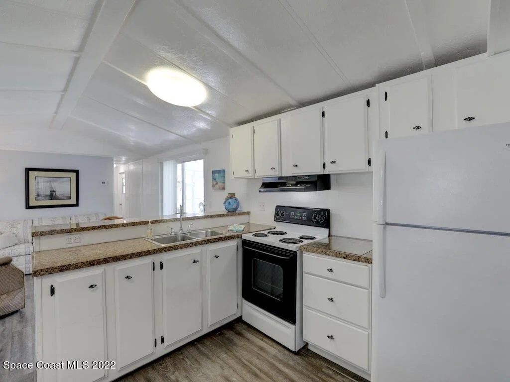 Photo of Unit 0 at 7550 Blackhawk Road