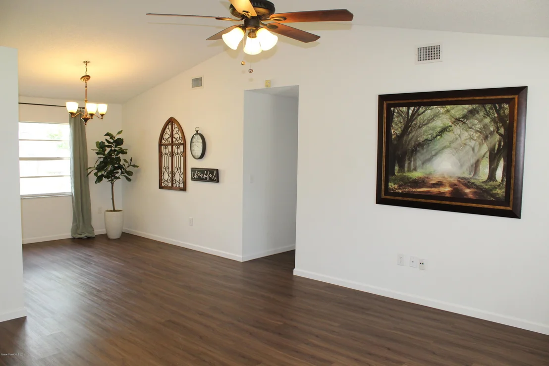 Photo of 4852 Alfred Street