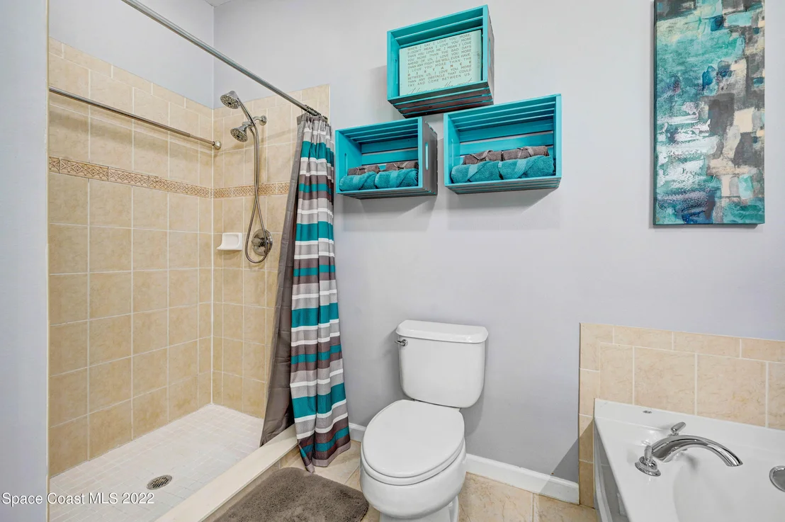 Photo of 880 Lyons Circle NW