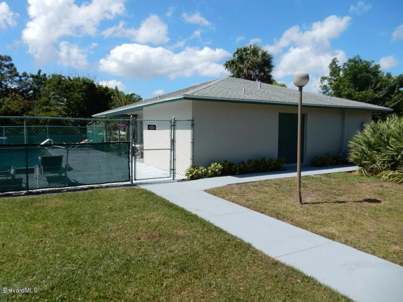 Photo of Unit 104 at 3025 Thrush Drive