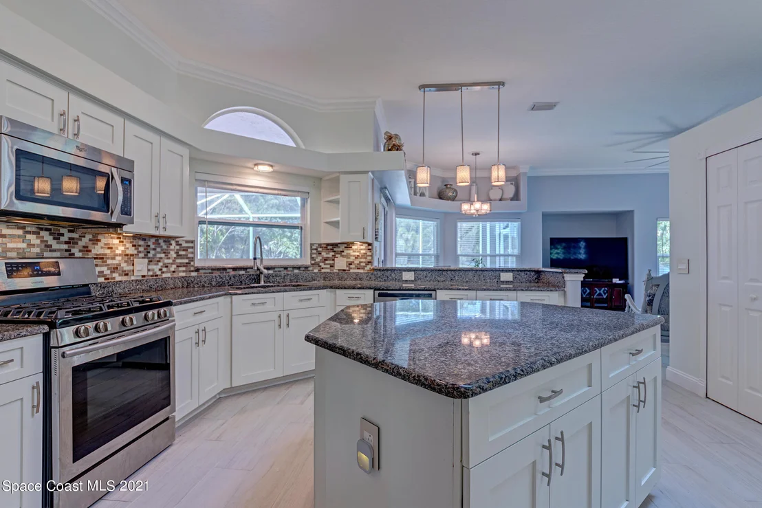 Photo of 876 Shoshone Lane