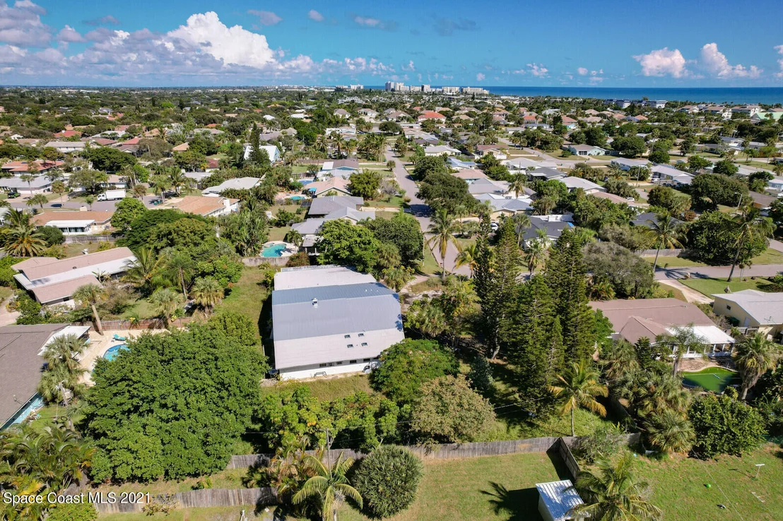 Photo of 2201 Abalone Avenue