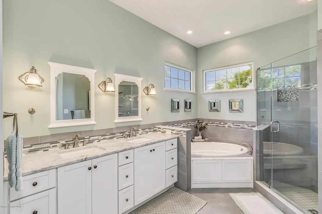 Photo of 1045 Fieldstone Drive